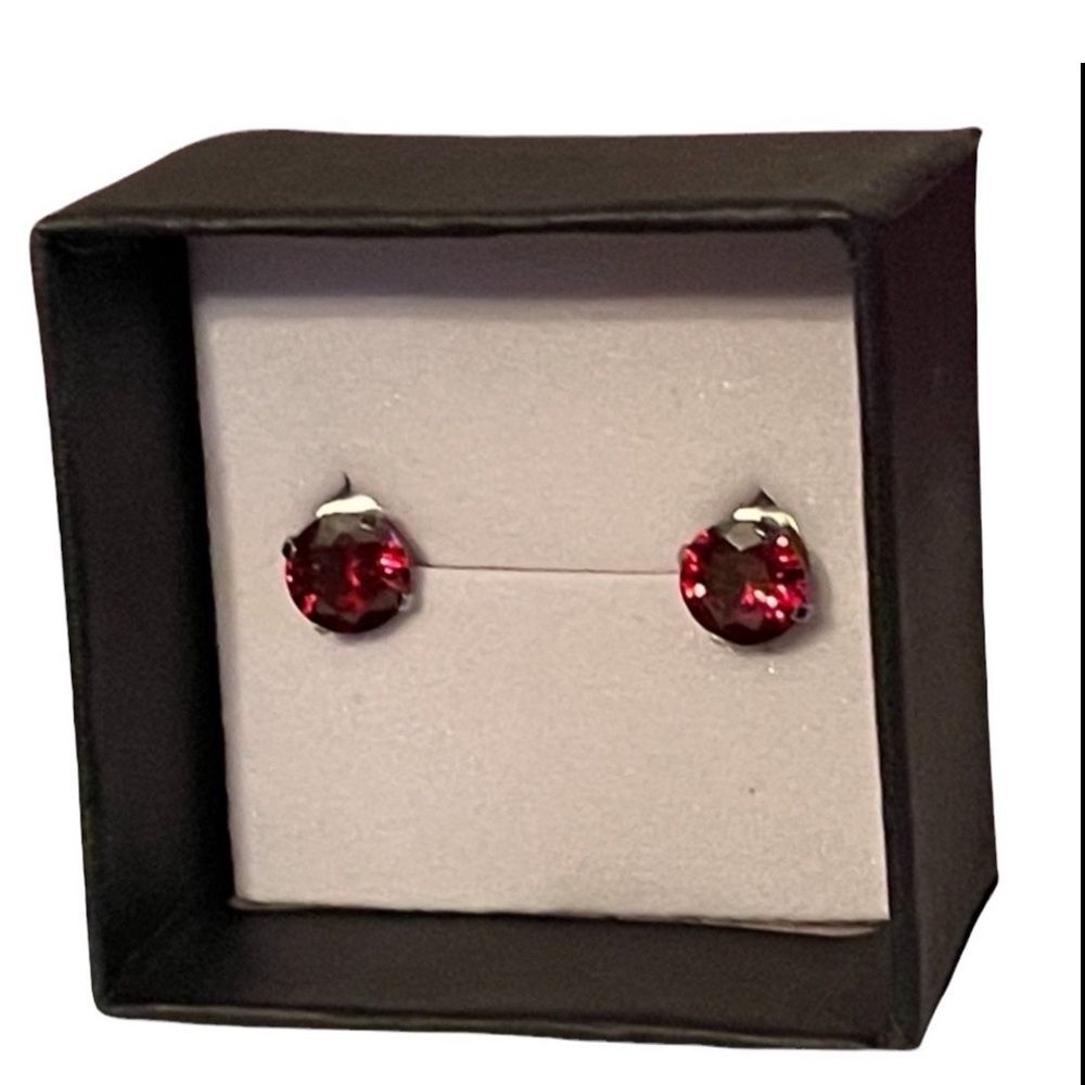 NEW Facetted Gemstone Earrings Red Studs Gift Box